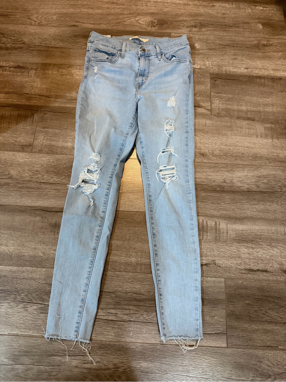 Levi’s Light Blue Distressed Women's Jeans